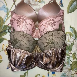 32DDD VICTORIA’S SECRET LOT